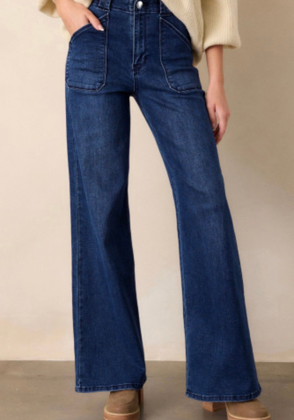 BLUE JEANS *4 DIFFERENT STYLES* (IN:807)